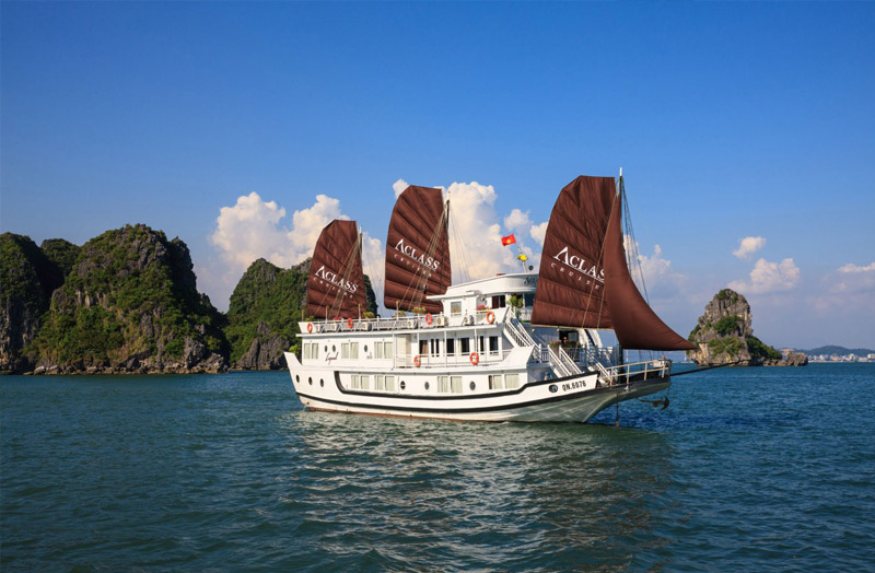 Du thuyền Aclass Legend