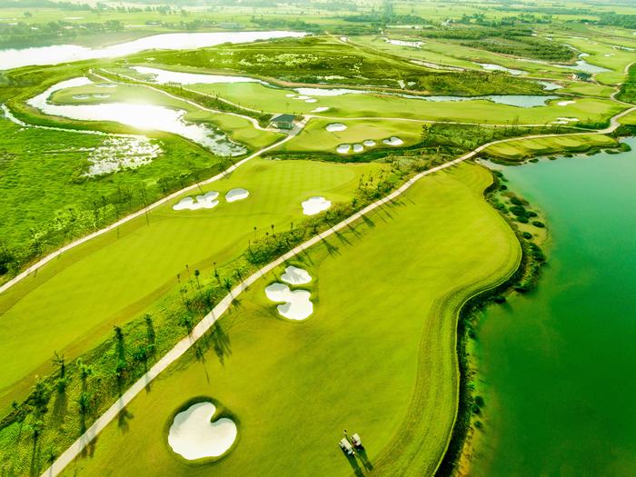 West lakes Golf & Villas Long An