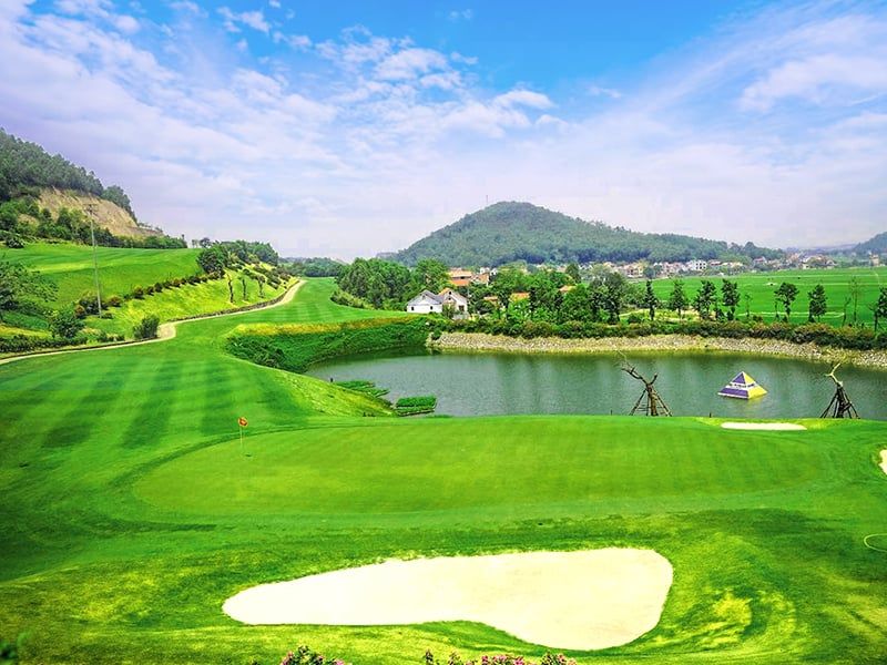 Amber Hills Golf & Resort