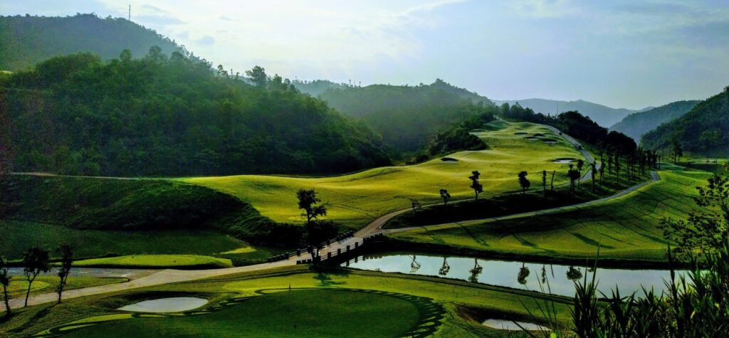 Hilltop Golf Valley Kỳ Sơn Hoà Bình