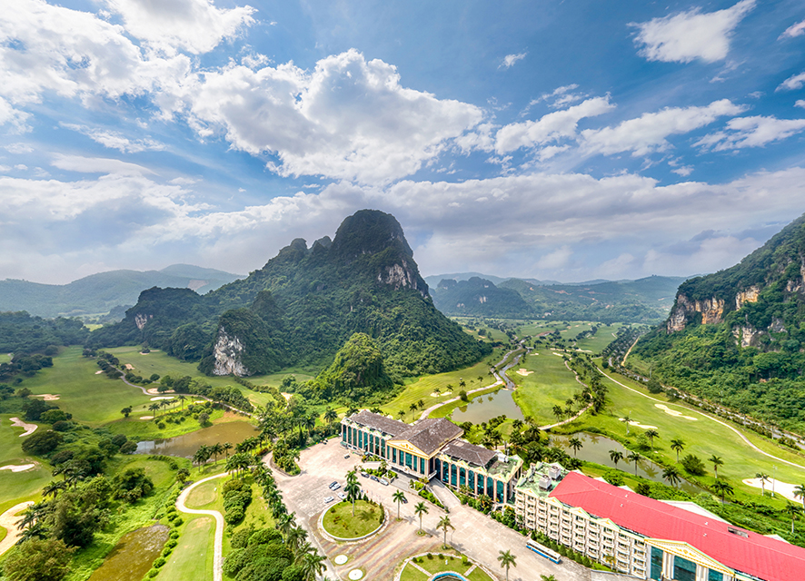 Phoenix Golf Resort Lương Sơn, Hòa Bình