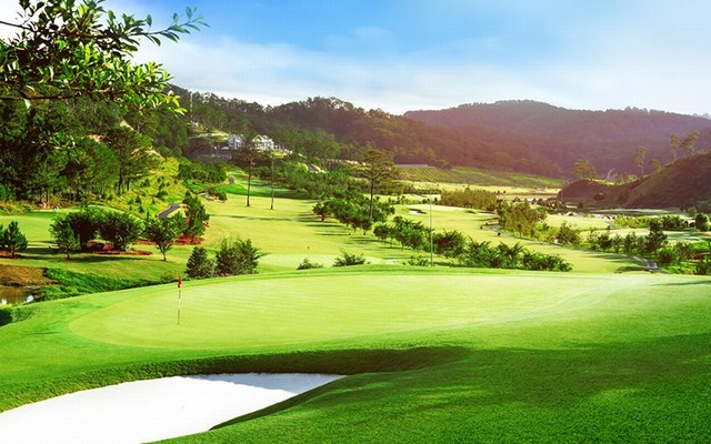 SAM Tuyen Lam Golf Resort