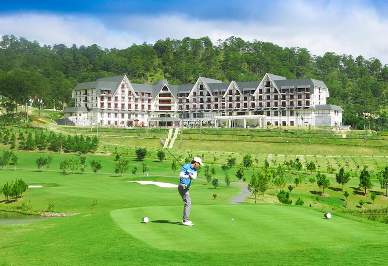 SAM Tuyen Lam Golf Resort
