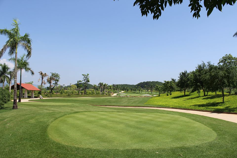 Vé Tràng An Golf & Country Club