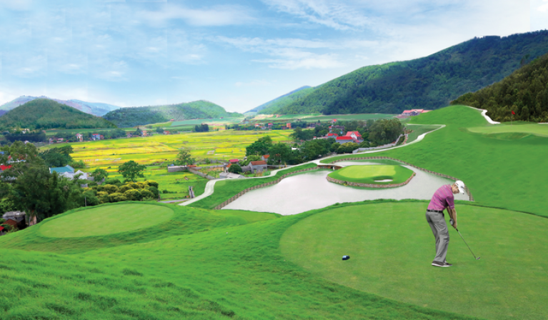 Amber Hills Golf & Resort