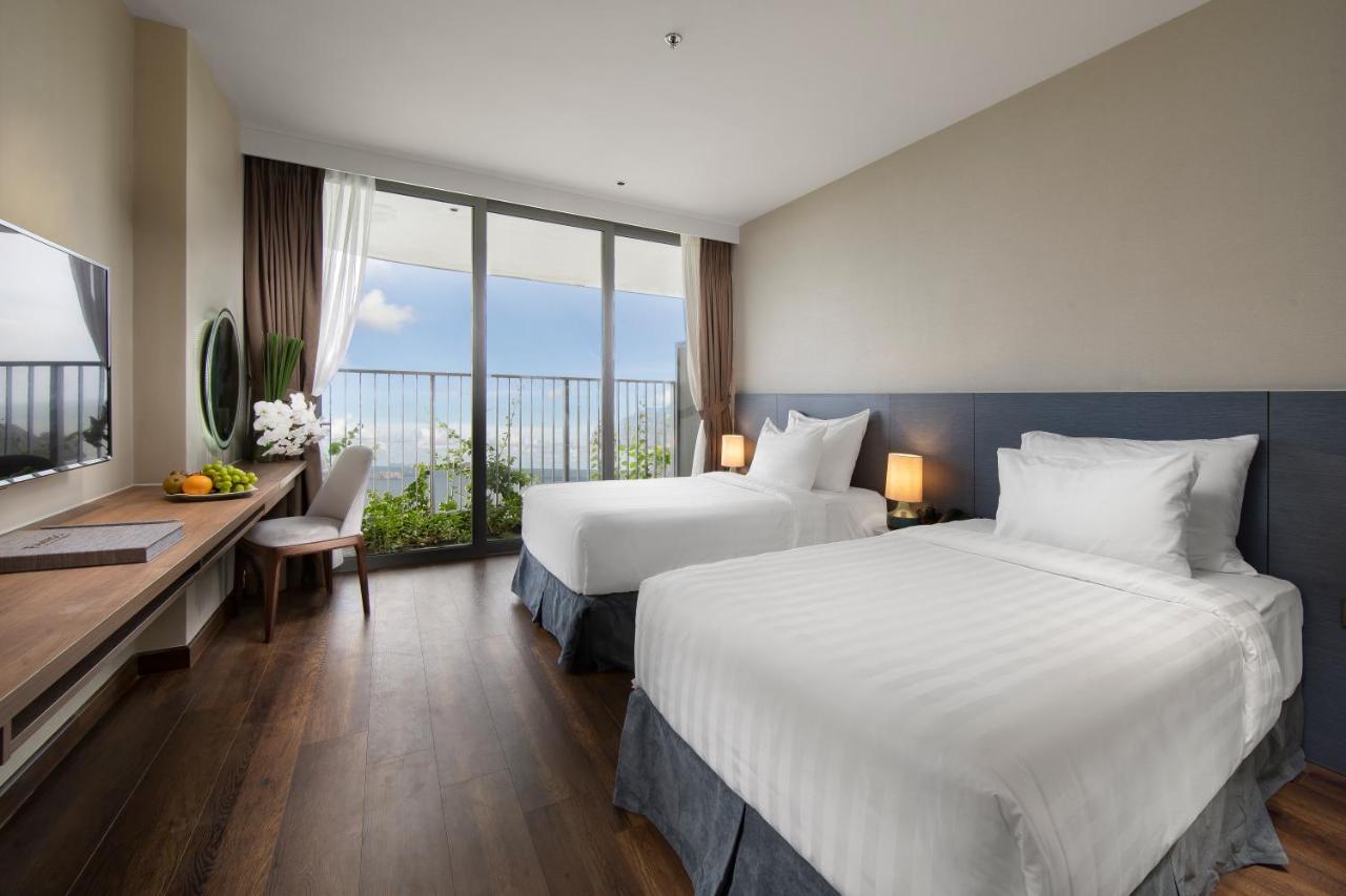 Combo 3N2Đ Flamingo Cát Bà Beach Resort