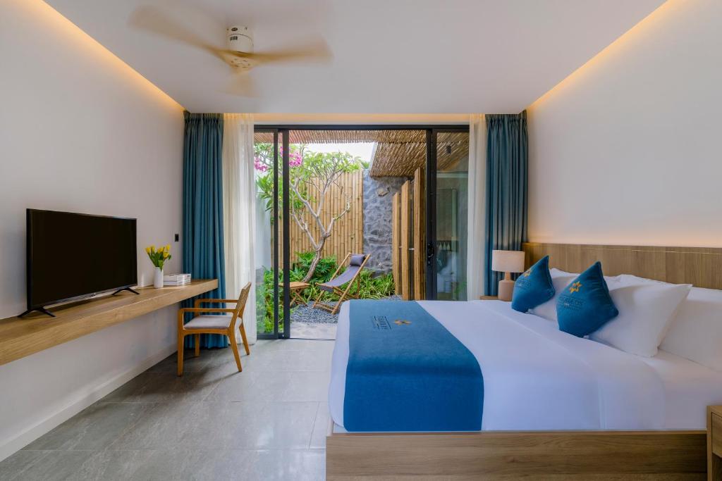 Combo 2N1Đ Khách sạn Fleur de Lys Resort & Spa Long Hai