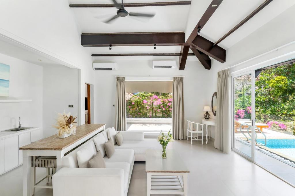 Combo 2N1Đ Khách sạn Fleur de Lys Resort & Spa Long Hai