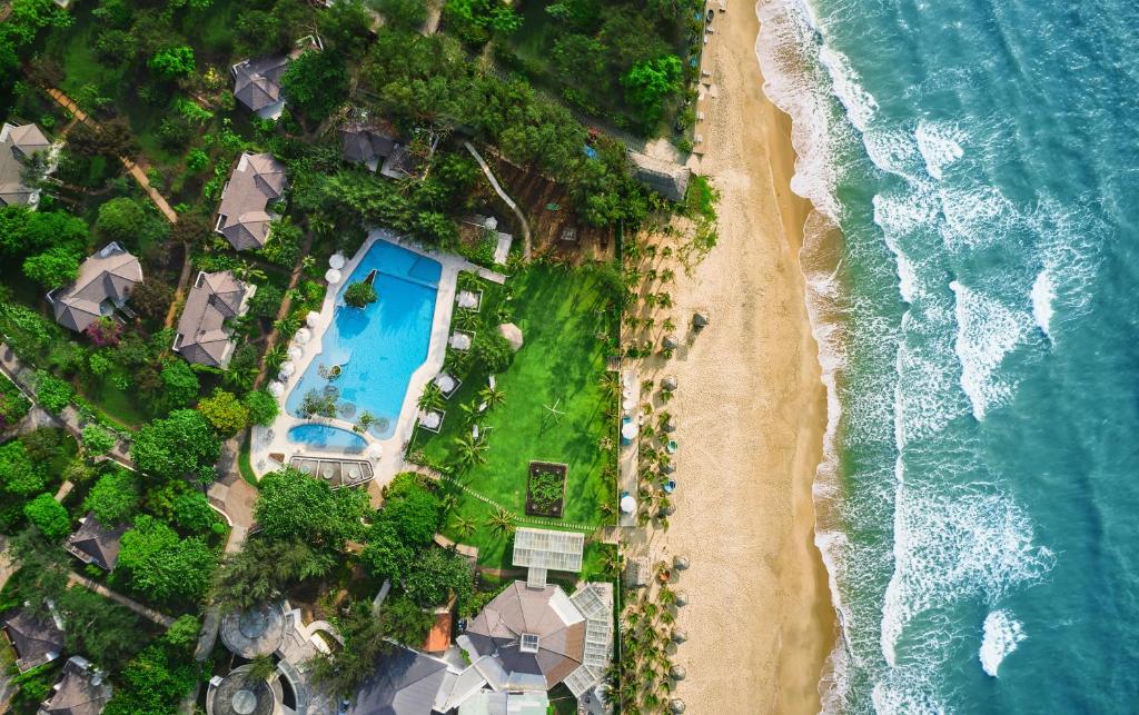 Combo 2N1Đ Khách sạn Fleur de Lys Resort & Spa Long Hai