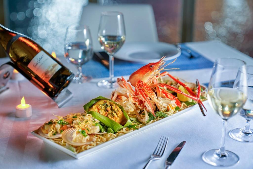 Combo 3N2Đ Khách sạn Intercontinental Grand Hồ Tràm