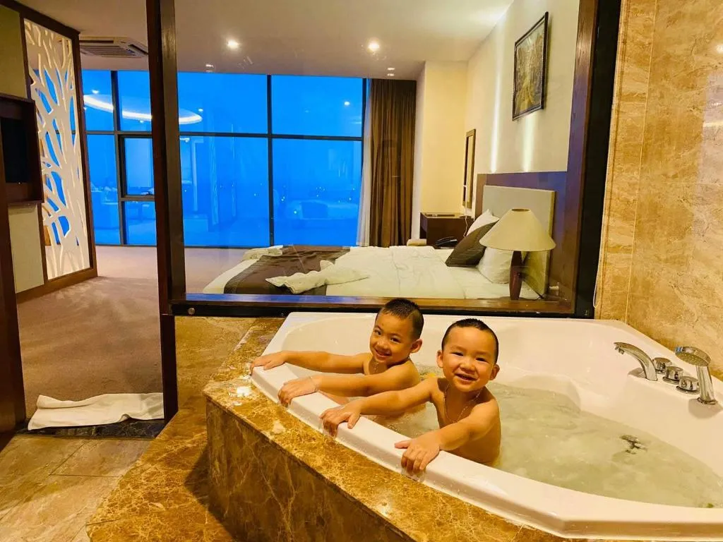Combo 2N1Đ Mường Thanh Grand Cửa Lò + Golf Cửa Lò
