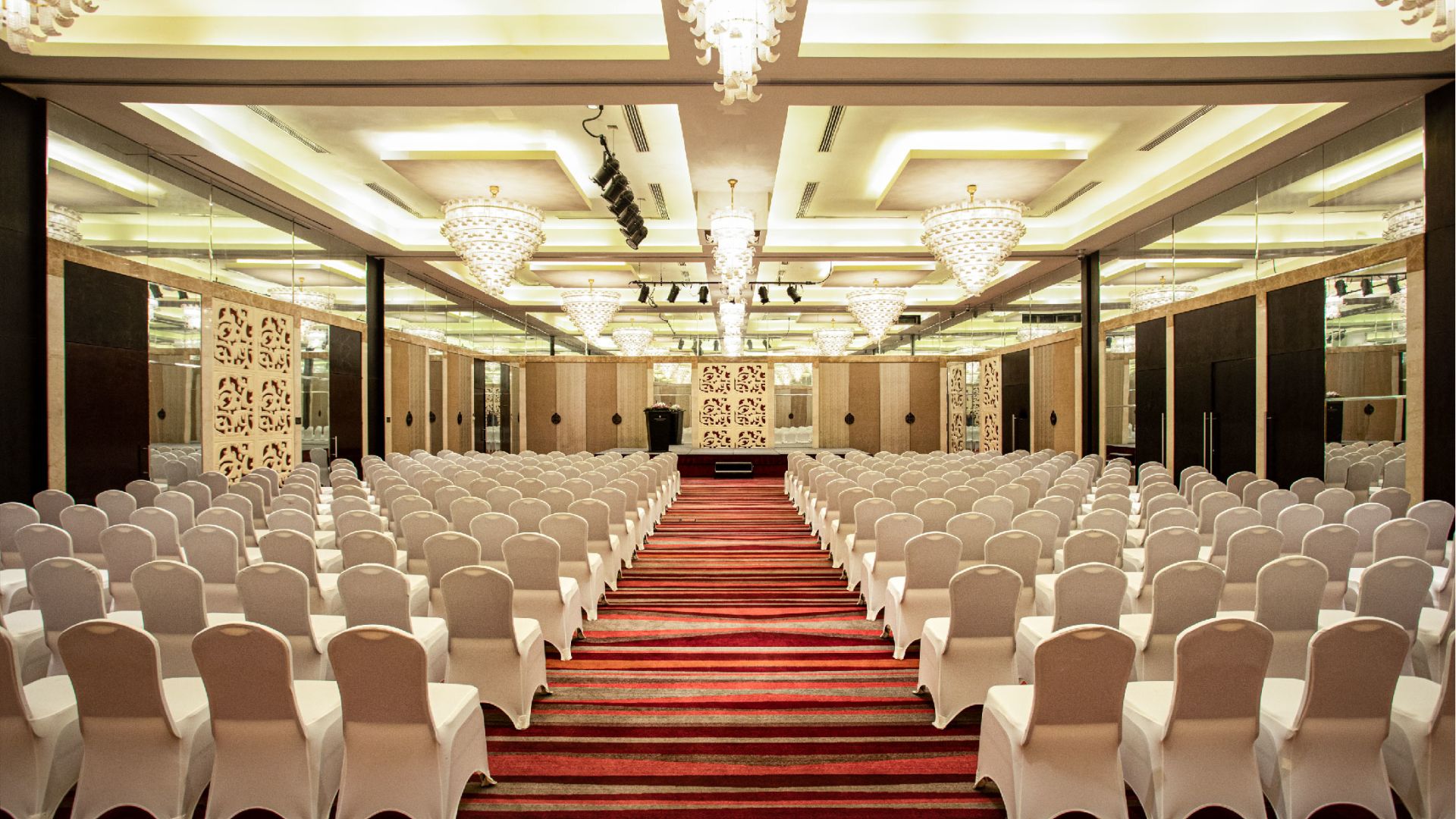 Phòng họp hội nghị khách sạn InterContinental Hà Nội Westlake