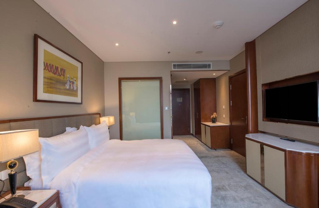 Combo Wyndham Garden Hà Nội + City Tour