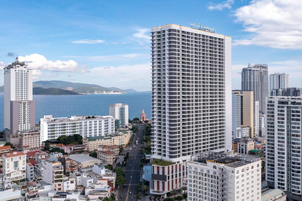 Combo Melia Vinpearl Nha Trang Empire + Tour 3 đảo