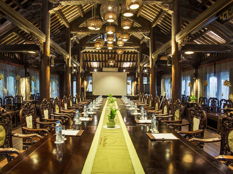Phòng hội nghị khách sạn Melia Ba Vì Mountain Retreat