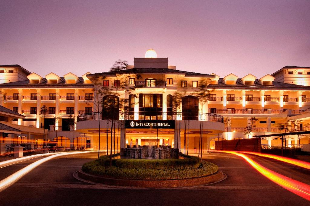 Phòng họp hội nghị khách sạn InterContinental Hà Nội Westlake
