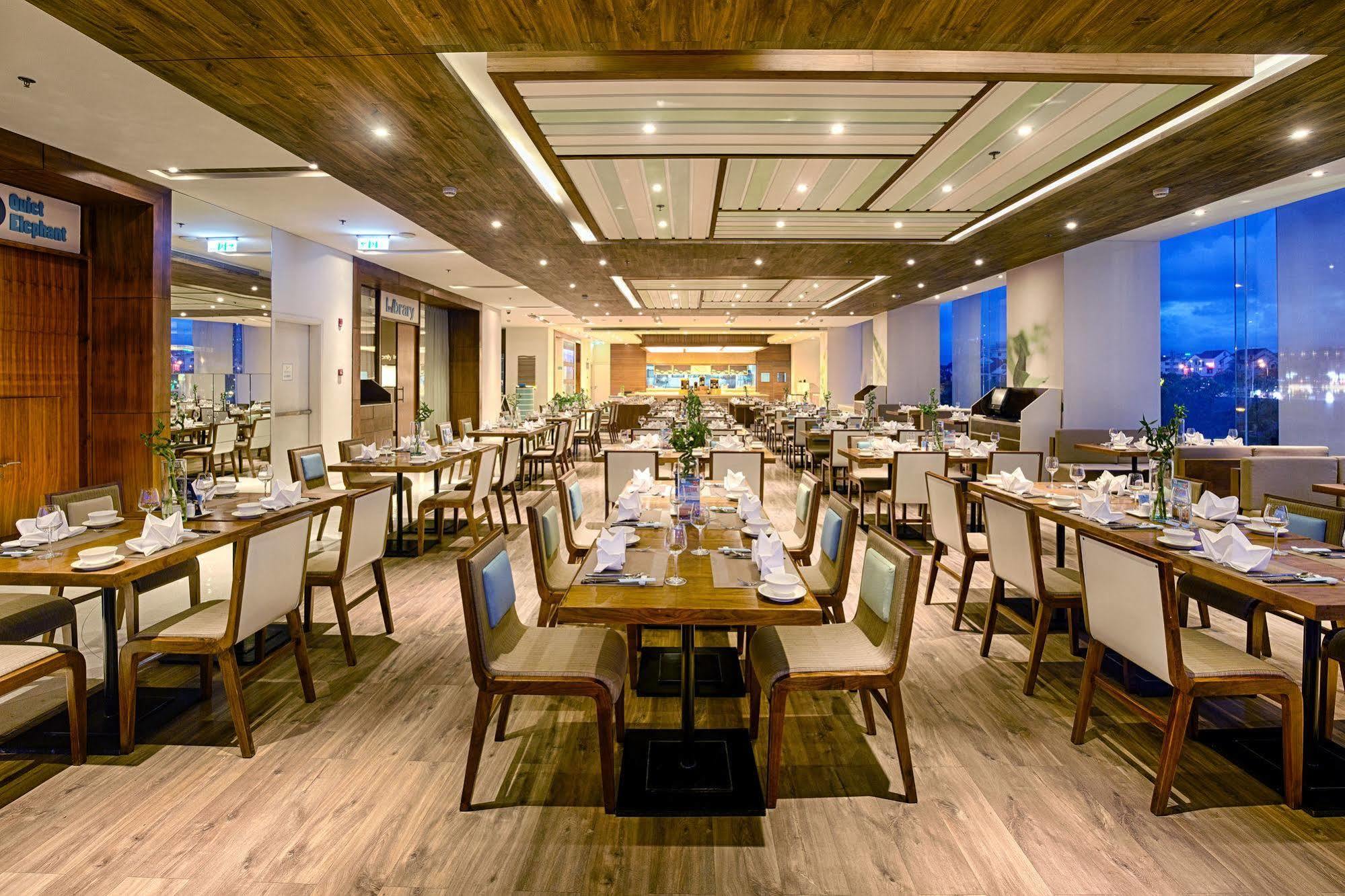 Galadinner A La Carte Da Nang Beach