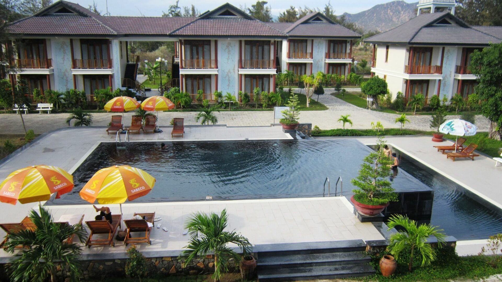 Combo Aniise Villa Resort Ninh Thuận + Golf Nara Bình Tiên