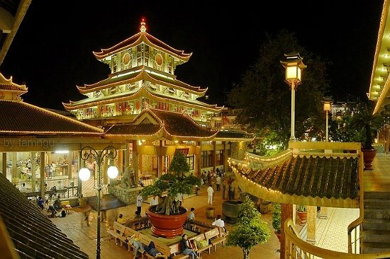 Tour du lịch An Giang 2 ngày 1 đêm: Châu Đốc – Rừng Tràm Trà Sư