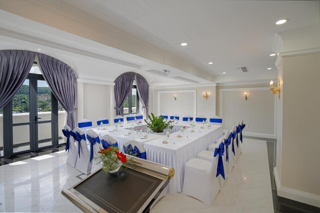 Galadinner Avs Hotel Phu Quoc