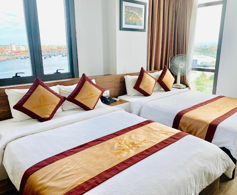 Combo CKC Thien Duong Hotel + Tour Động Phong Nha