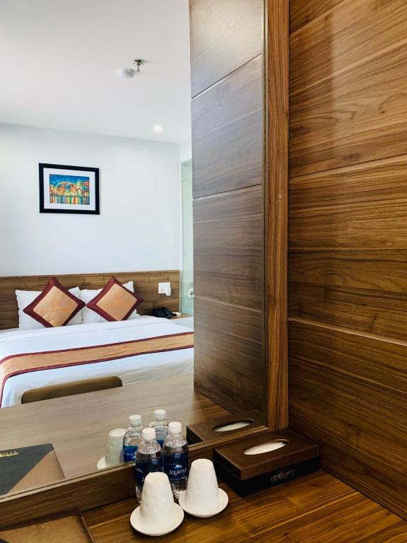 Combo CKC Thien Duong Hotel + Tour Động Phong Nha
