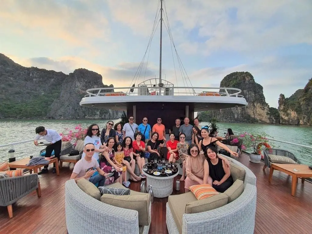 Du thuyền Lan Hạ 4 giờ Catamaran-DTQN004