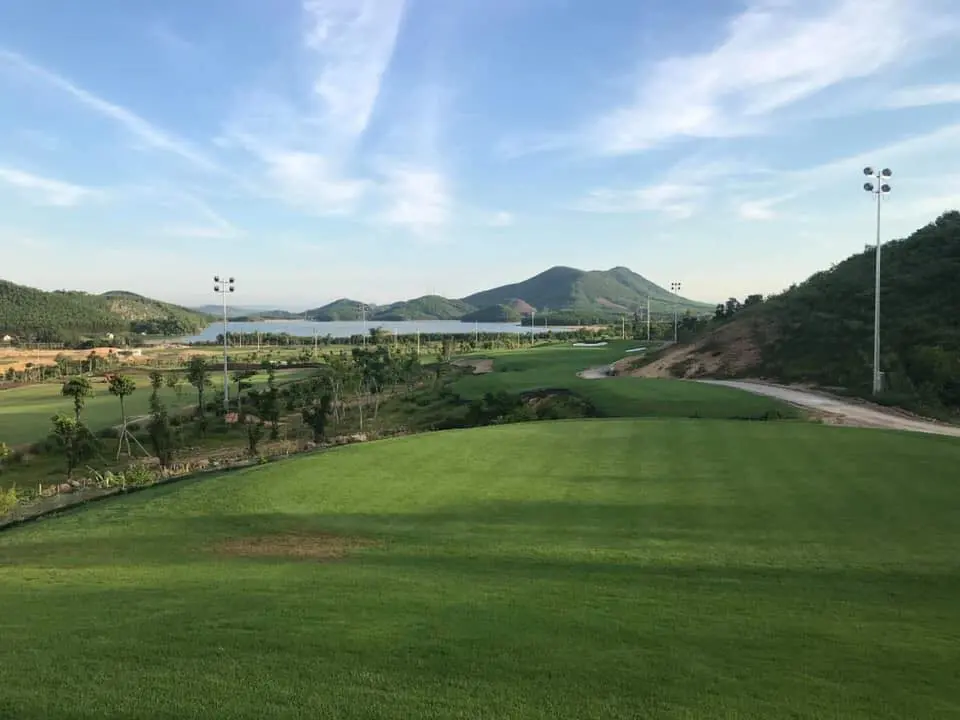 Combo 2N1Đ Phòng và Golf Mường Thanh Xuân Thành