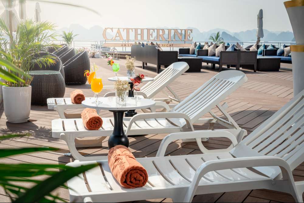 [Combo 2N1Đ] Du Thuyền Catherine Cruise Hạ Long