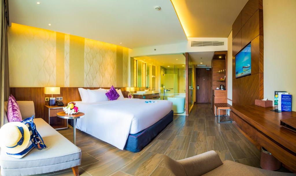 Combo 3N2Đ Seashells Phu Quoc Hotel & Spa + tham quan Đông Nam Đảo