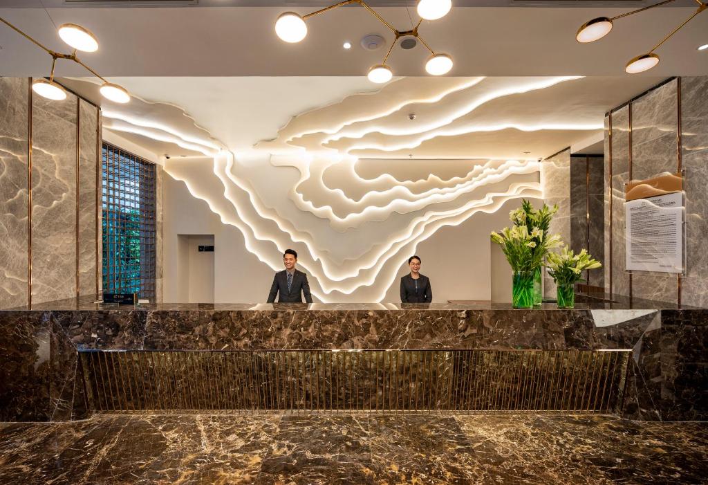 Combo Mường Thanh Luxury Saigon Hotel + Tour Biệt Động Sài Gòn