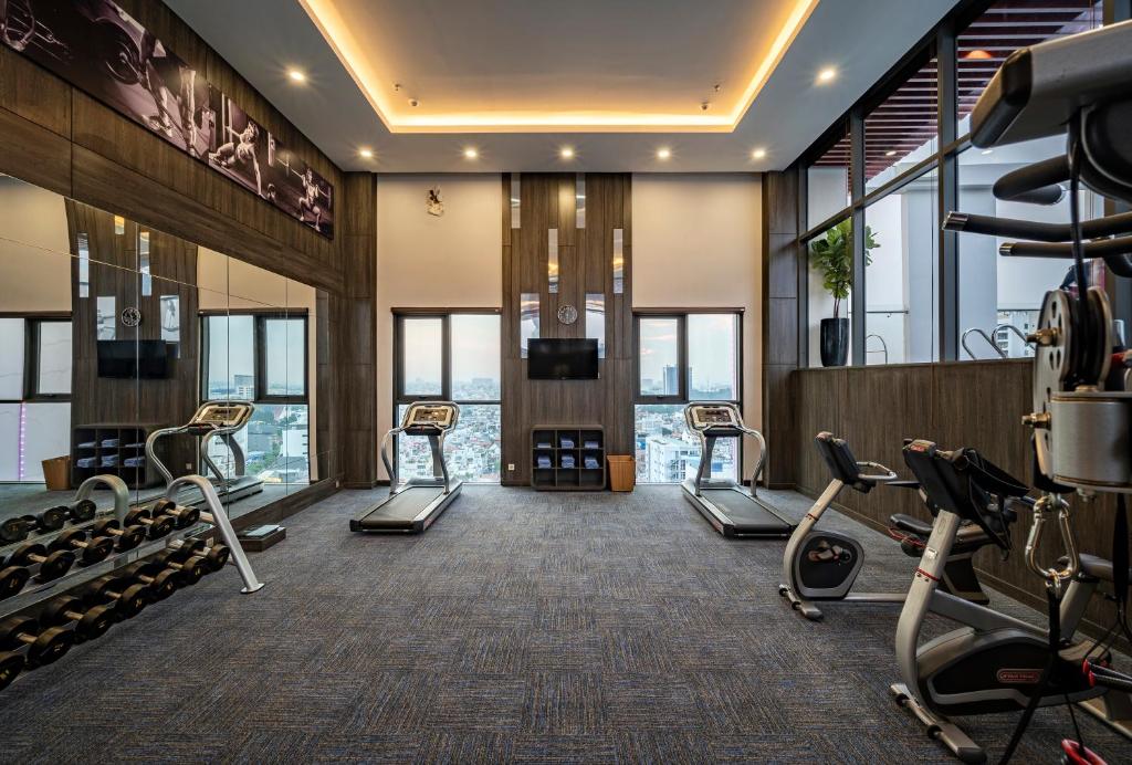 Combo Mường Thanh Luxury Saigon Hotel + Tour Biệt Động Sài Gòn