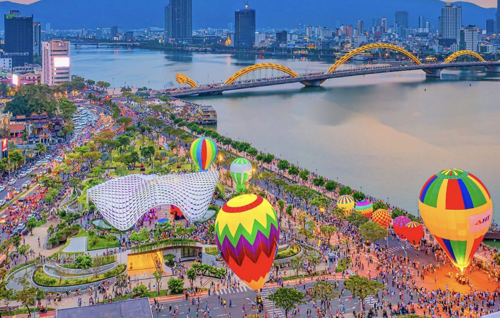 Tour Hà Nội – Đà Nẵng – Hội An KS 5* 4N3Đ – TRĐN004