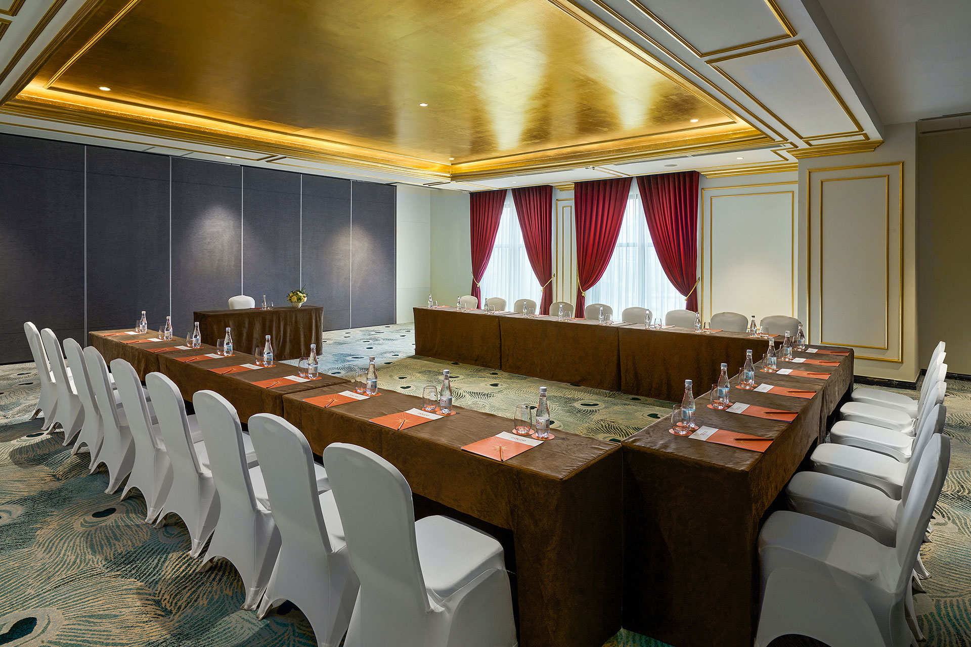 Hội nghị Dolce by Wyndham Hanoi Golden Lake