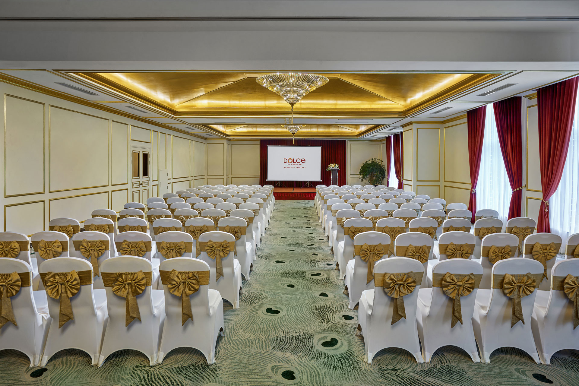 Hội nghị Dolce by Wyndham Hanoi Golden Lake