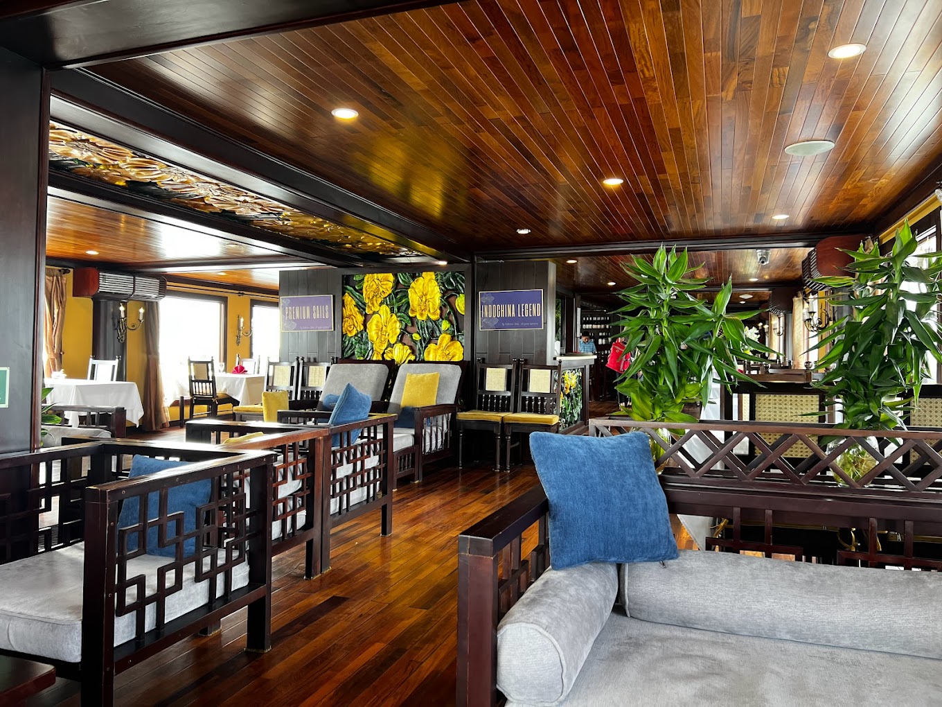[Combo 2N1Đ] Du thuyền Indochine Hạ Long