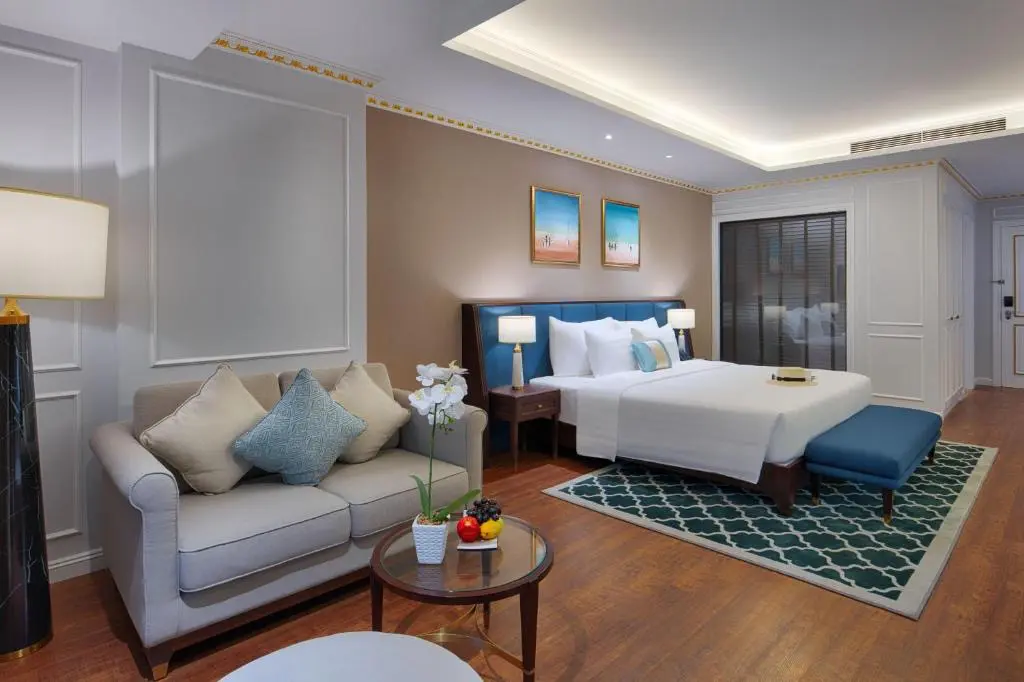 Combo 2N1Đ FLC Hạ Long + Golf