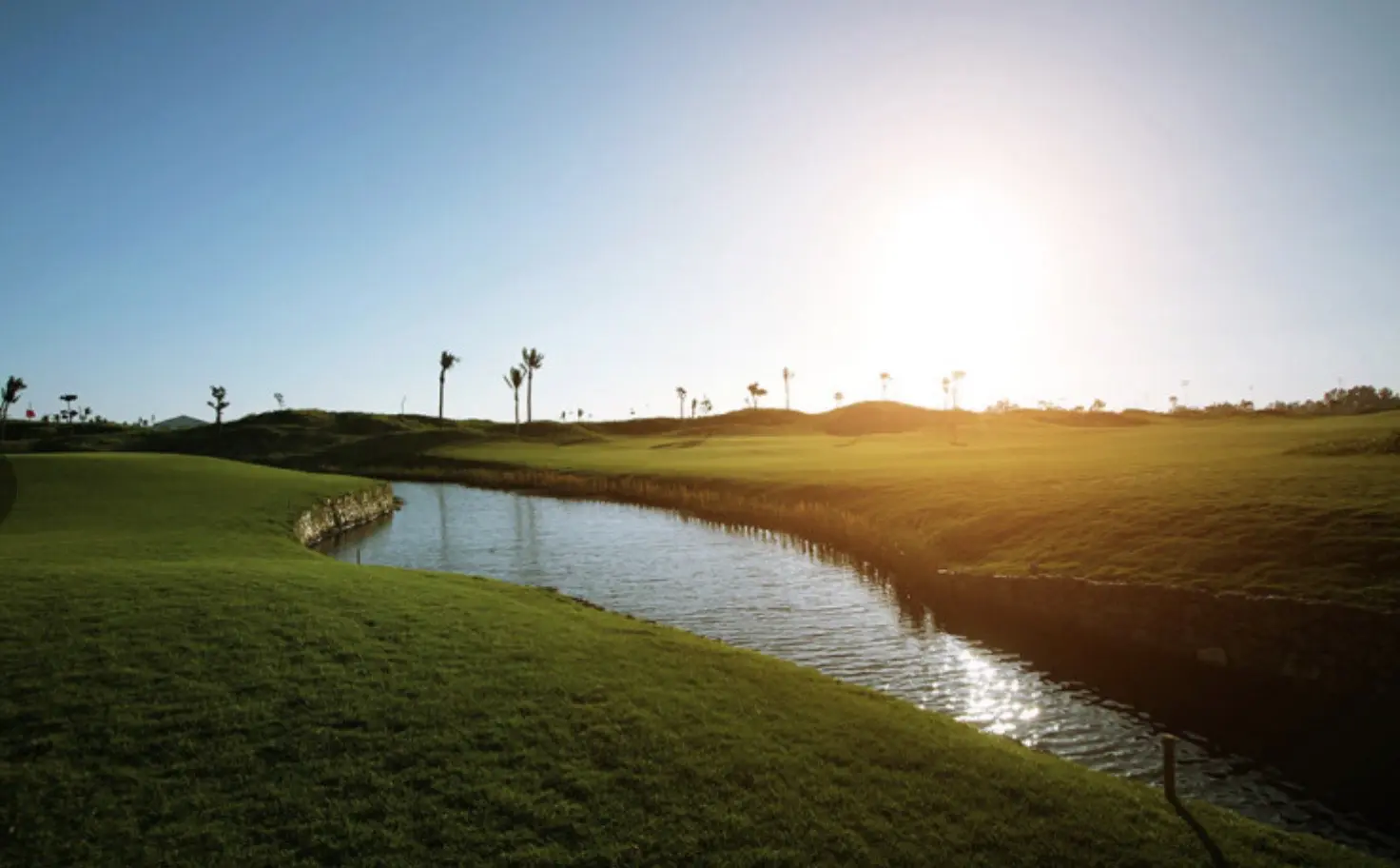 Combo 2N1Đ FLC Sầm Sơn + Golf