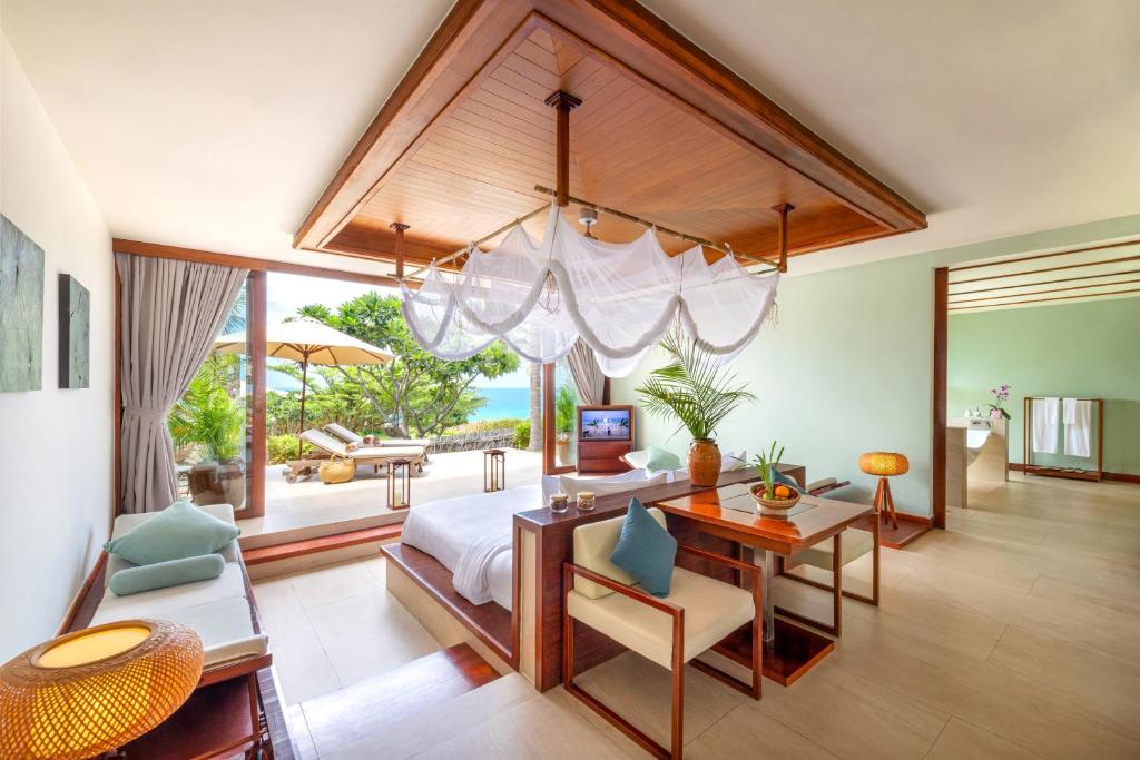 Combo 2N1Đ Fusion Resort Cam Ranh