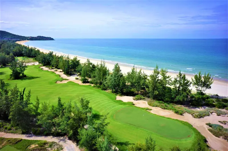 Combo 2N1D Phòng + Golf Tại Laguna LangCo Golf Course