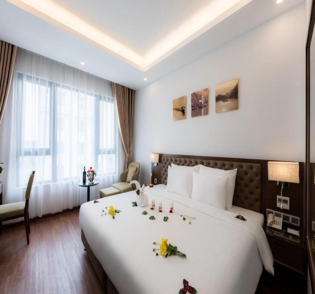 Combo 2N1Đ Hạ Long New Century Hotel