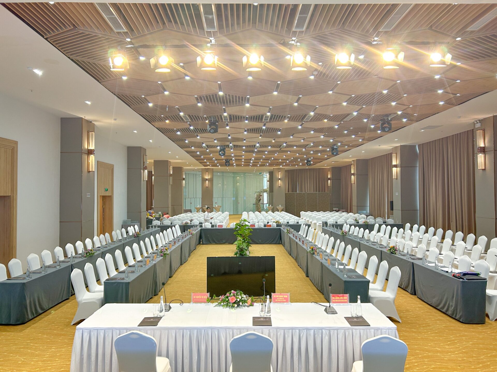Hội nghị tại Paddington Halong Bayview
