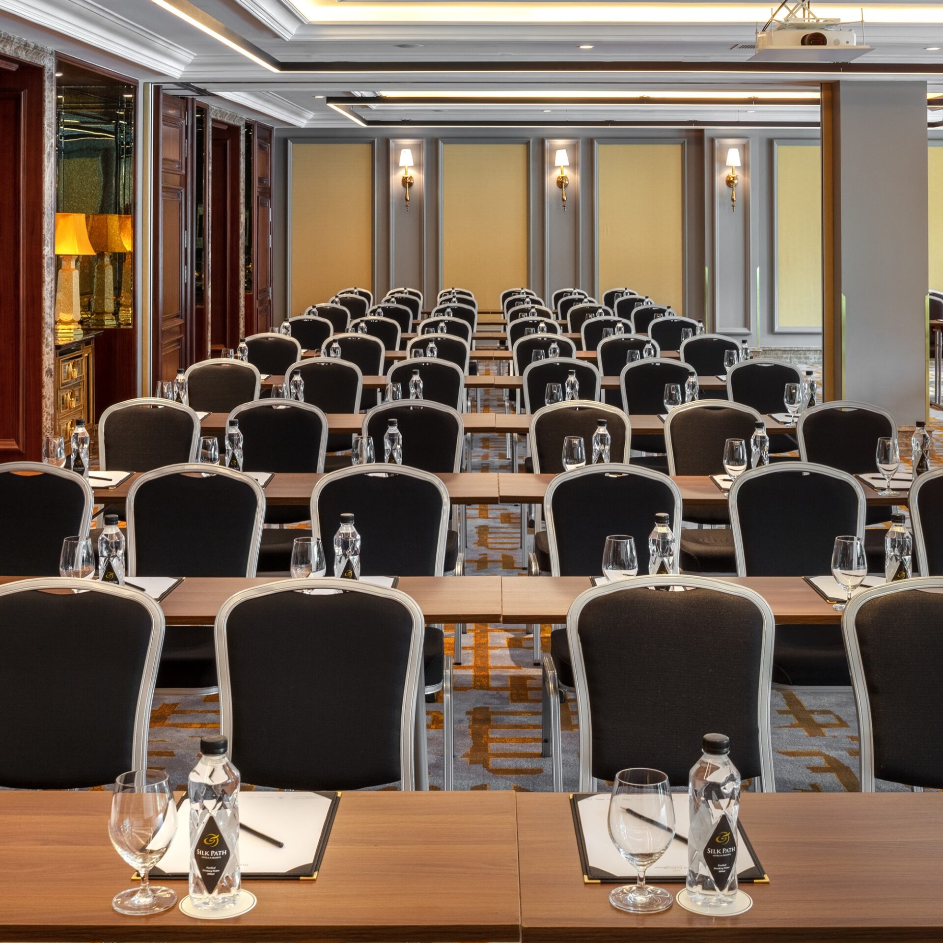 Hội nghị Silk Path Grand Hue Hotel