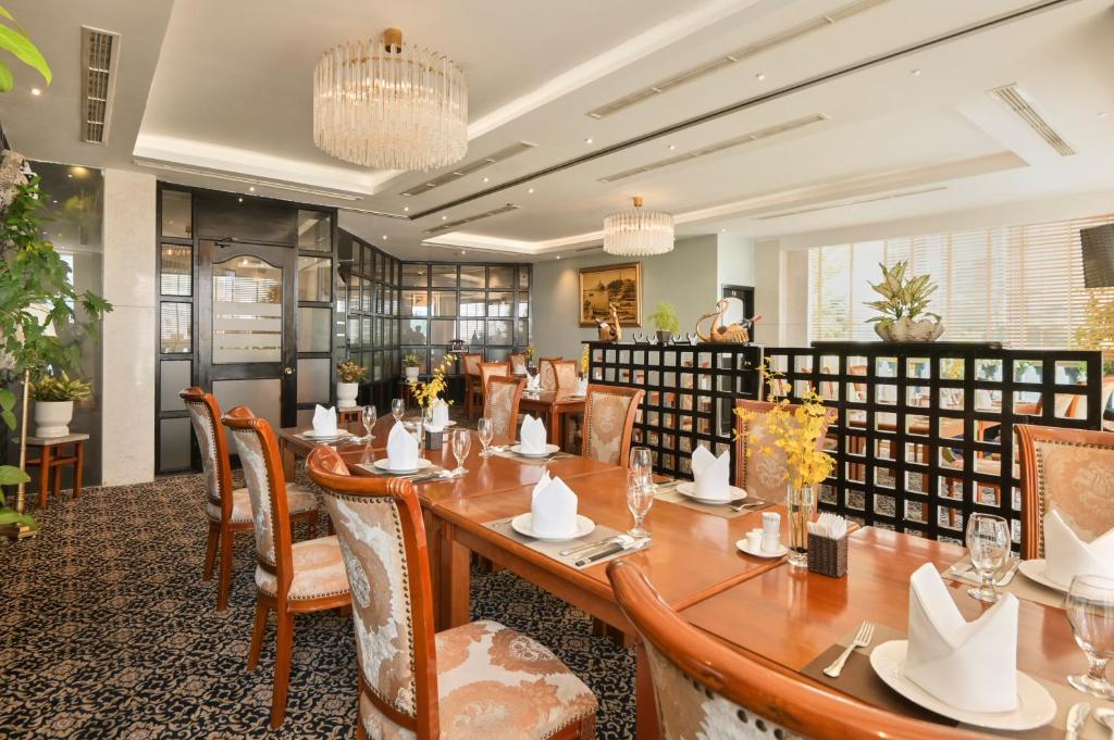 Hội nghị khách sạn Hotel Grand Saigon