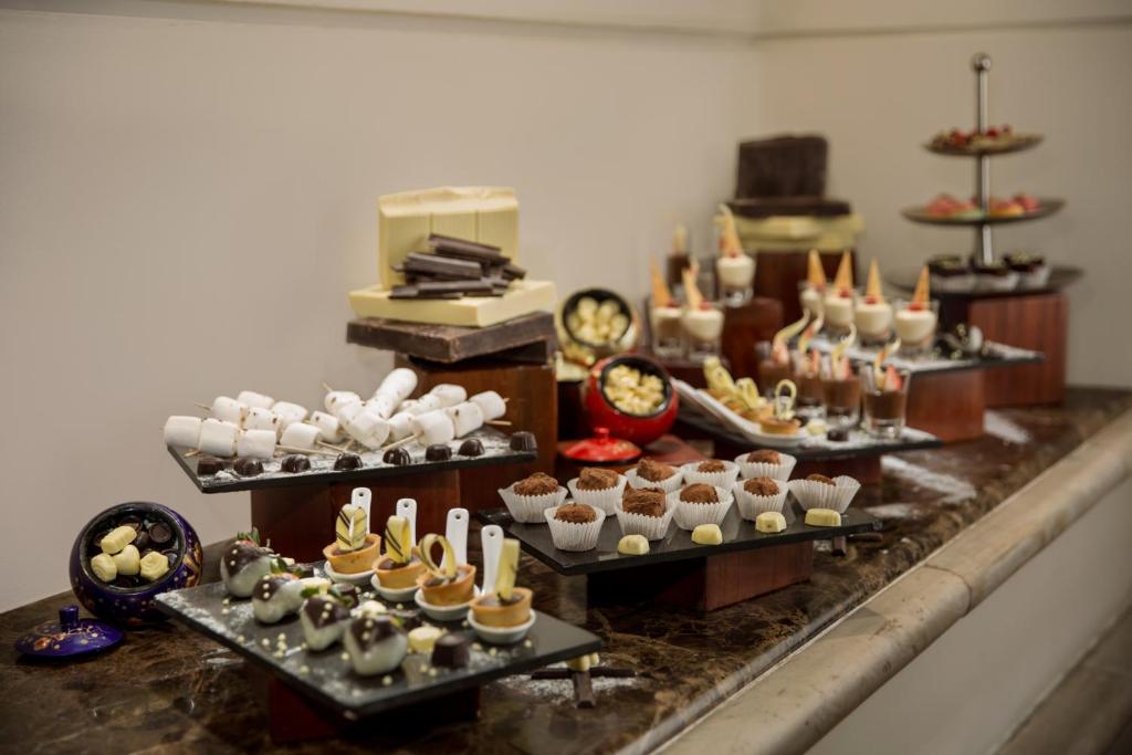 Hội nghị Movenpick Hotel Hà Nội