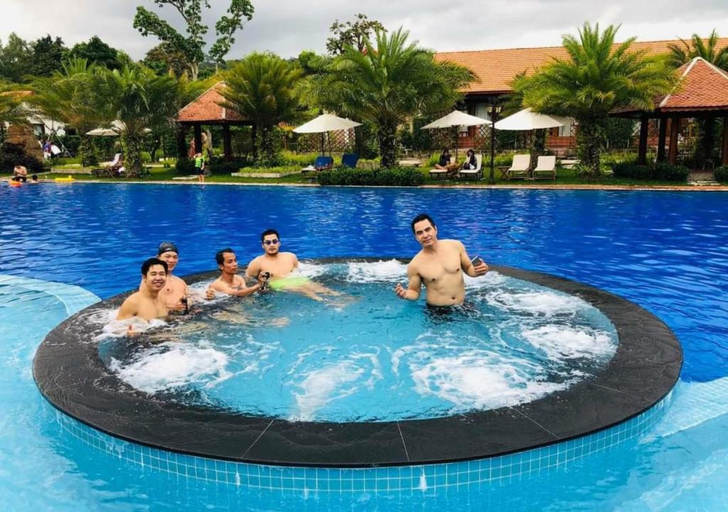 Combo Maison du Vietnam Resort & Spa Phú Quốc + Tour ngắm san hô