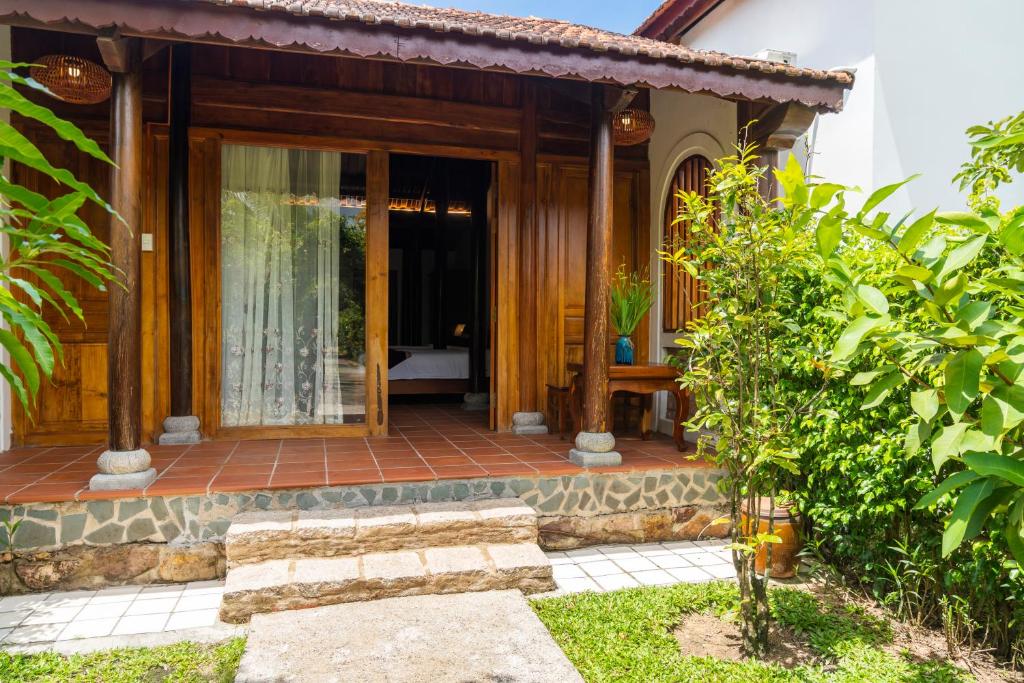 Combo Maison du Vietnam Resort & Spa Phú Quốc + Tour ngắm san hô