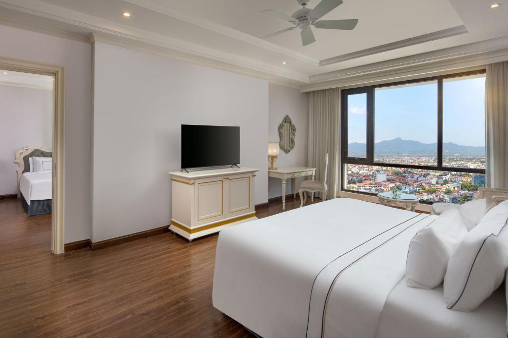 Combo Melia Vinpearl Quang Binh + FLC Golf Link
