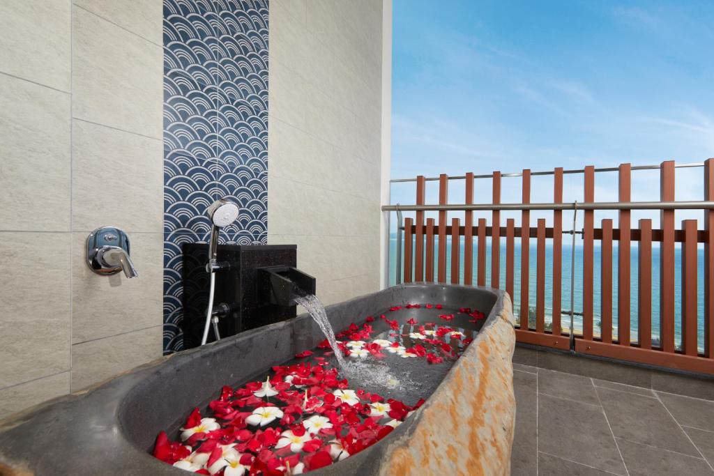 [Combo 2N1Đ] Mikazuki Japanese Resort & Spa 5⭐