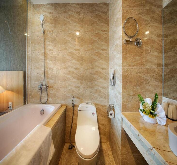 Combo 2N1Đ Mường Thanh Holiday Mũi Né